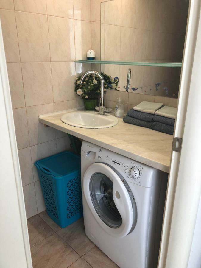 Lily Apartment Koper Bagian luar foto