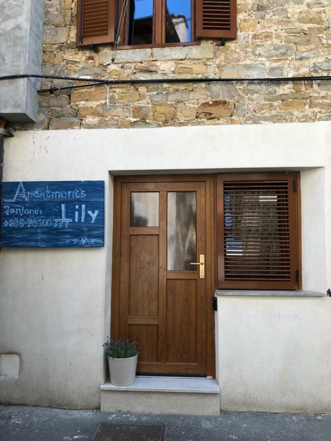 Lily Apartment Koper Bagian luar foto